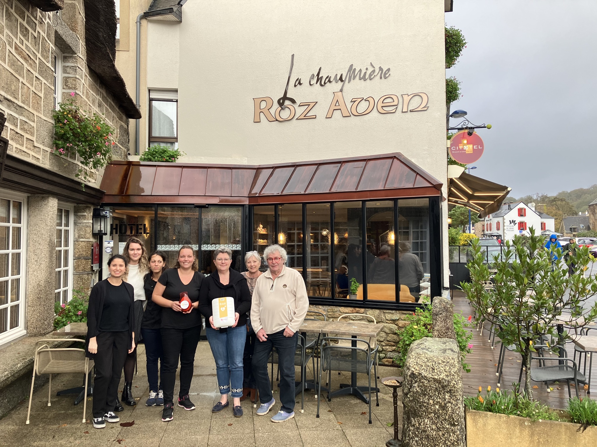 Bar restaurant convivial